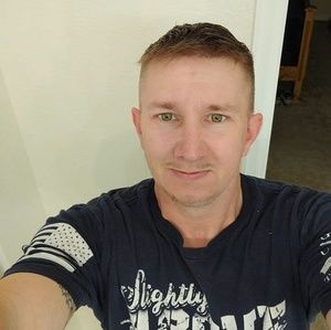 Meet your Posher, Levi